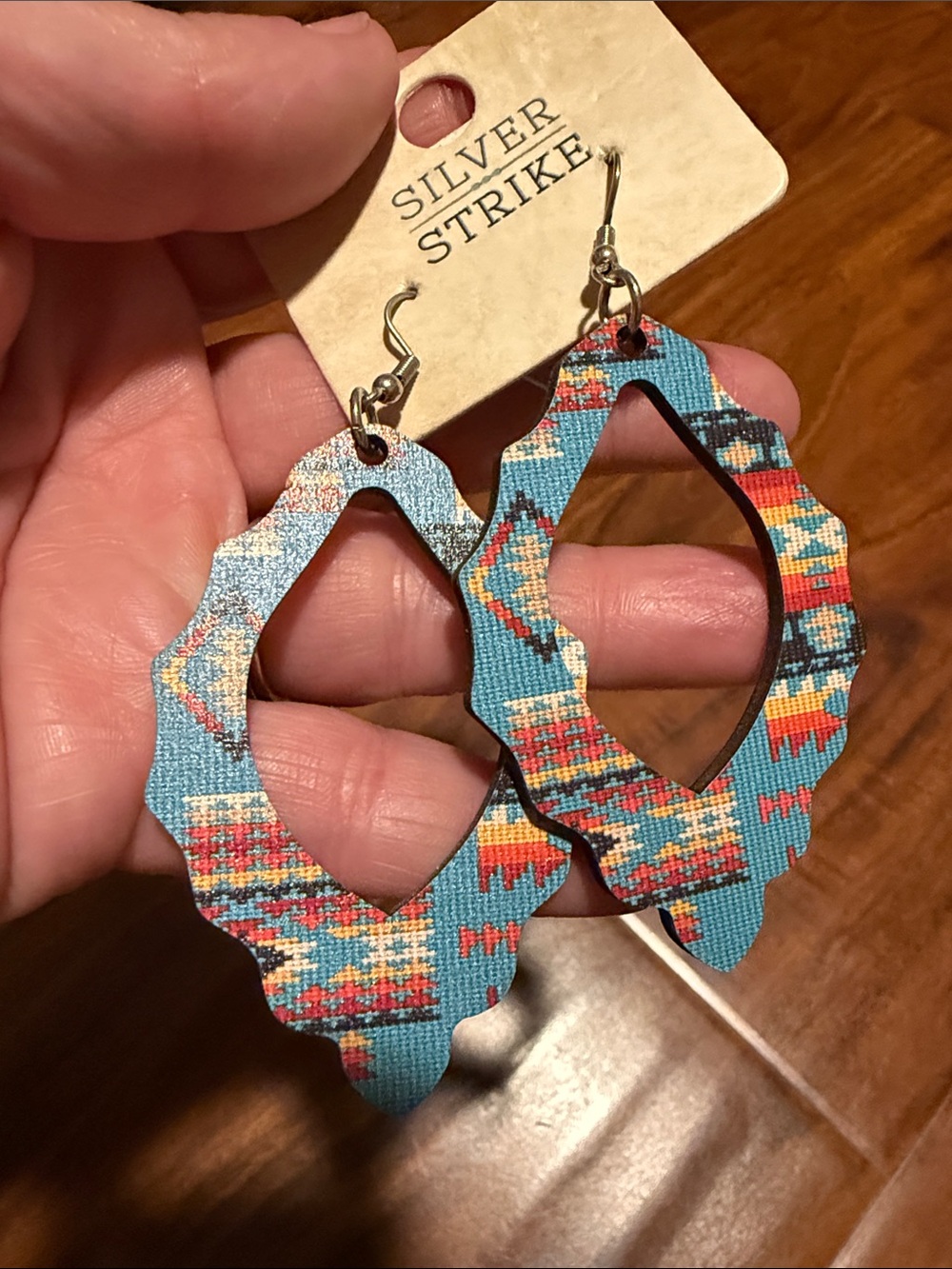 10/$30 Aztec earrings